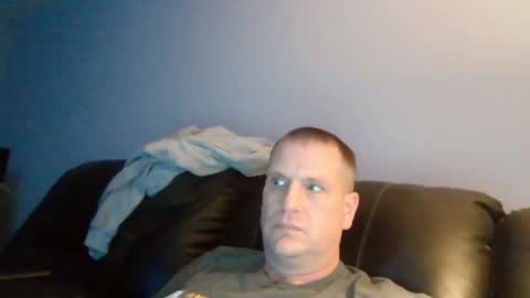 Snapshot of lovetocum37 chatting on February 2025 04:12:01 AM lovetocum37 online show from February 2025 04:12:01 AM