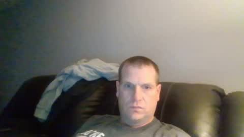 Snapshot of lovetocum37 chatting on February 2025 02:49:01 AM lovetocum37 online show from February 2025 02:49:01 AM