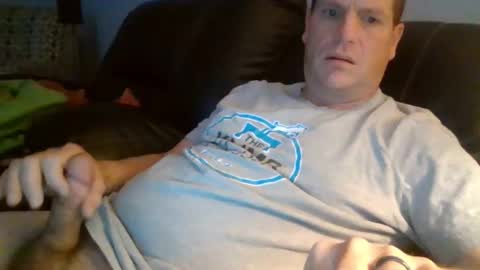 Snapshot of lovetocum37 chatting on November 2025 06:33:02 PM lovetocum37 online show from November 2025 06:33:02 PM