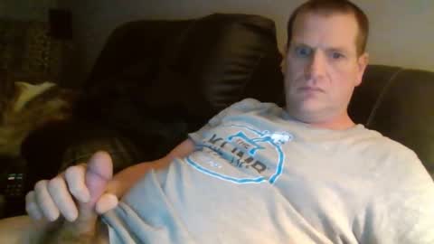 Snapshot of lovetocum37 chatting on February 2026 04:54:01 AM lovetocum37 online show from February 2026 04:54:01 AM