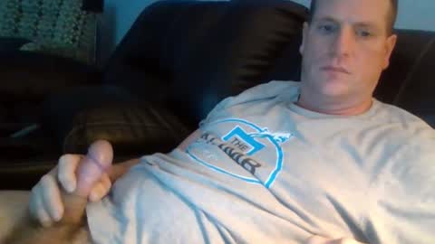 Snapshot of lovetocum37 chatting on February 2026 10:32:01 PM lovetocum37 online show from February 2026 10:32:01 PM