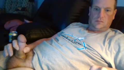 Snapshot of lovetocum37 chatting on April 2026 01:08:01 AM lovetocum37 online show from April 2026 01:08:01 AM