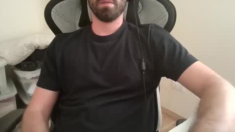 lovetojiz933 online show from April 2026 06:35:01 PM