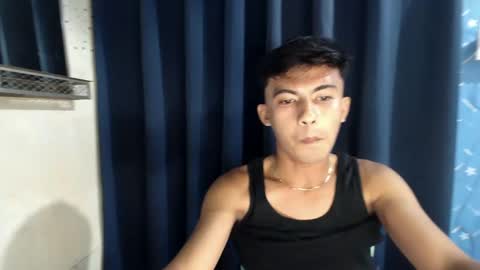 Snapshot of lovetosuckxox chatting on February 2025 12:18:02 PM lovetosuckxox online show from February 2025 12:18:02 PM