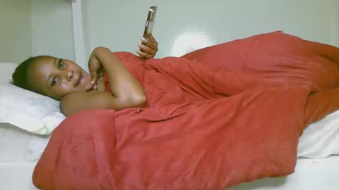 Snapshot of lovewin254 chatting on February 2026 08:18:02 AM Love Win online show from February 2026 08:18:02 AM