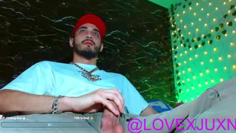 lovexjuxn77 online show from June 2026 10:08:01 PM