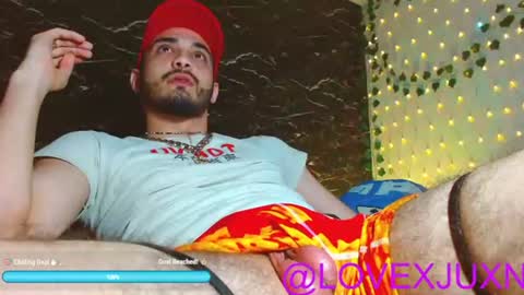 lovexjuxn77 online show from June 2026 10:19:02 PM