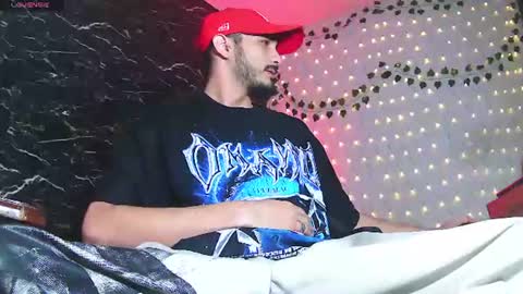 lovexjuxn77 online show from July 2026 09:28:02 PM