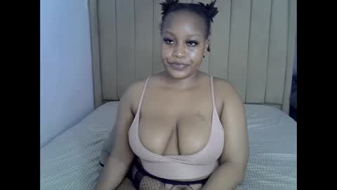 loveydivah online show from June 2026 12:29:01 PM