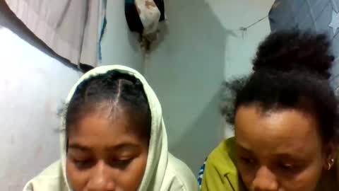 Snapshot of loveyou751 chatting on April 2026 12:05:01 AM loveyou751 online show from April 2026 12:05:01 AM