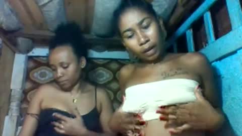 Snapshot of loveyou751 chatting on April 2026 04:33:02 PM loveyou751 online show from April 2026 04:33:02 PM