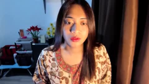 Snapshot of loveyoureign06 chatting on January 2026 02:00:01 PM Ryn online show from January 2026 02:00:01 PM