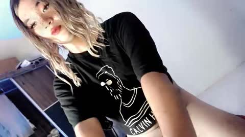 Lovingmonaru969 online show from November 2025 01:06:02 PM