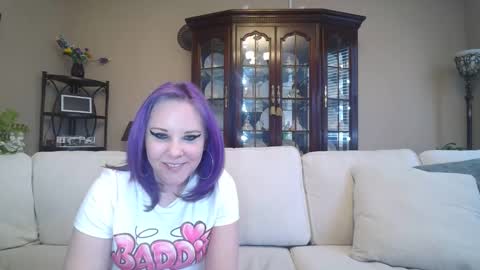 lovleybutwild online show from March 2026 09:59:02 PM