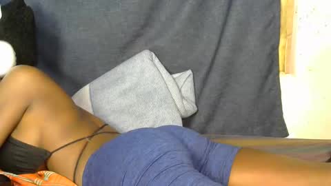 Snapshot of lovly_lastborn chatting on October 2025 12:42:02 AM lovly_lastborn online show from October 2025 12:42:02 AM