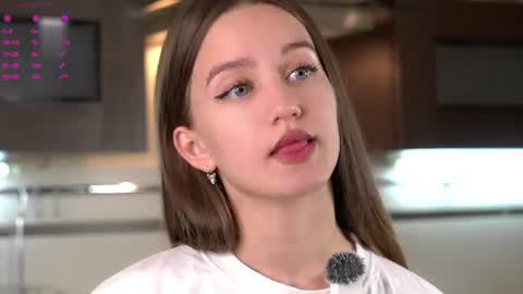 Emilia online show from July 2026 12:10:01 PM