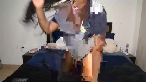 Snapshot of loyalcutie chatting on February 2026 03:19:02 PM loyalcutie online show from February 2026 03:19:02 PM