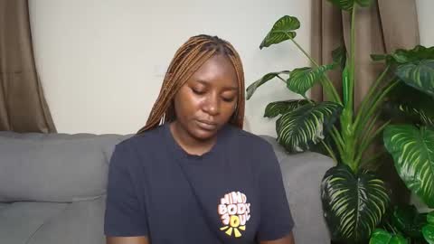 loyalcutie online show from May 2026 04:53:02 AM