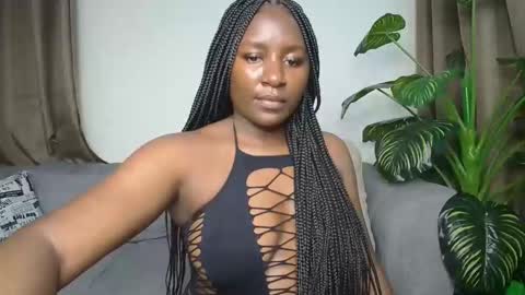 loyalcutie online show from May 2026 07:38:02 AM