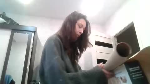 Snapshot of lu_krecia chatting on December 2024 11:47:01 AM Lu krecia online show from December 2024 11:47:01 AM