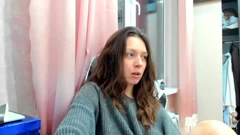 Snapshot of lu_krecia chatting on January 2025 06:56:01 PM Lu krecia online show from January 2025 06:56:01 PM