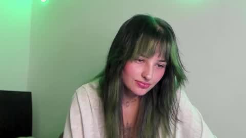 Snapshot of luaar_moon chatting on March 2026 09:21:02 PM Jenn online show from March 2026 09:21:02 PM