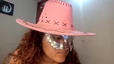 luana363 online show from October 2025 02:51:02 PM