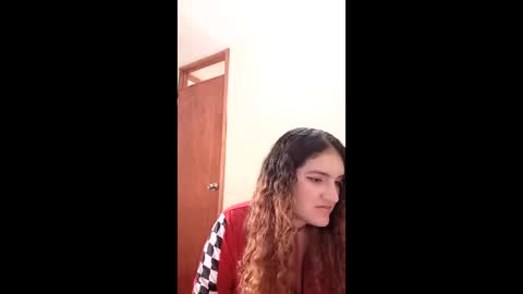 Snapshot of luana363 chatting on February 2026 03:42:02 PM luana363 online show from February 2026 03:42:02 PM