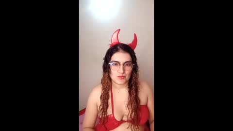 Snapshot of luana363 chatting on March 2026 05:05:01 PM luana363 online show from March 2026 05:05:01 PM