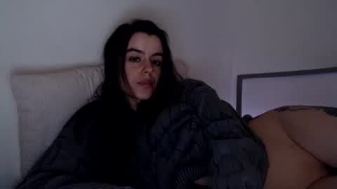 luana online show from December 2024 01:25:01 AM