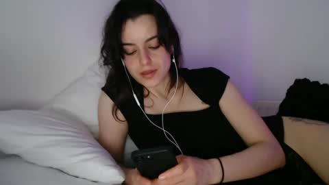 luana online show from February 2026 10:18:01 PM