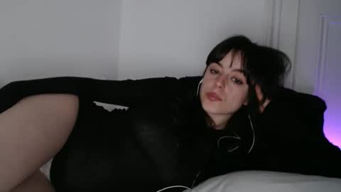 luana online show from May 2026 09:33:02 PM