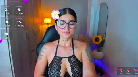 Luana online show from July 2026 12:11:01 PM