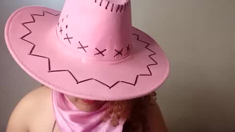 Snapshot of luanapowerful chatting on September 2025 12:51:01 PM luanapowerful online show from September 2025 12:51:01 PM