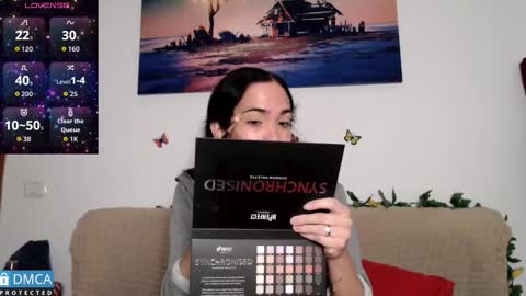 Snapshot of luara_ chatting on November 2025 09:36:01 AM luara_ online show from November 2025 09:36:01 AM