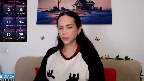 Snapshot of luara_ chatting on November 2025 01:03:01 PM luara_ online show from November 2025 01:03:01 PM