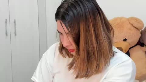 Snapshot of luara__01__lecat_1 chatting on September 2025 01:40:02 AM luara__01__lecat_1 online show from September 2025 01:40:02 AM