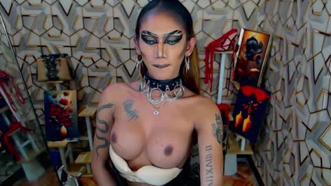 DEMONYETA LA TARRAH online show from March 2025 01:04:01 PM