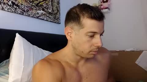 luca23millo90 online show from January 2026 09:18:01 PM