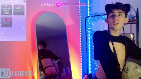 Snapshot of luca_frost chatting on November 2025 12:45:02 PM Luca online show from November 2025 12:45:02 PM