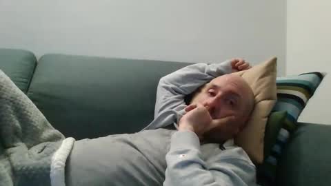 Snapshot of lucabeech88 chatting on April 2026 06:25:01 PM Luca online show from April 2026 06:25:01 PM