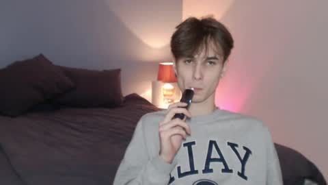 Snapshot of lucacharm chatting on January 2025 11:40:02 PM lucacharm online show from January 2025 11:40:02 PM