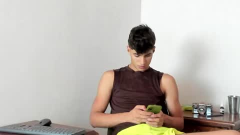 lucacosta19 online show from July 2026 09:06:01 PM