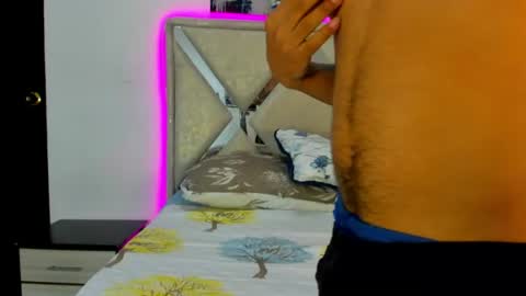 lucas_cruz1 online show from June 2026 03:53:02 AM
