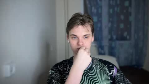 Lucas Gill online show from December 2024 02:16:01 PM