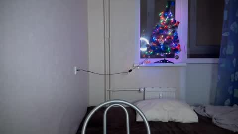 Lucas Gill online show from December 2024 10:32:01 PM