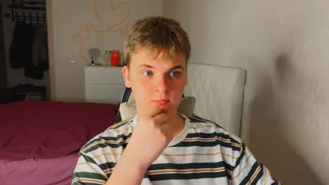 Lucas Gill online show from March 2026 01:42:01 AM