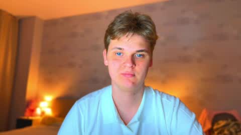 Lucas Gill online show from April 2026 07:54:01 PM