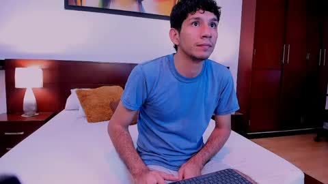 lucas_dream online show from May 2026 12:01:01 PM