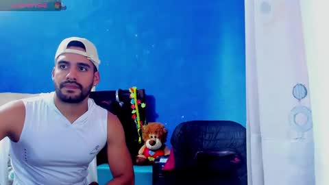 Snapshot of lucas_jewel chatting on January 2025 06:29:02 PM lucas_jewel online show from January 2025 06:29:02 PM